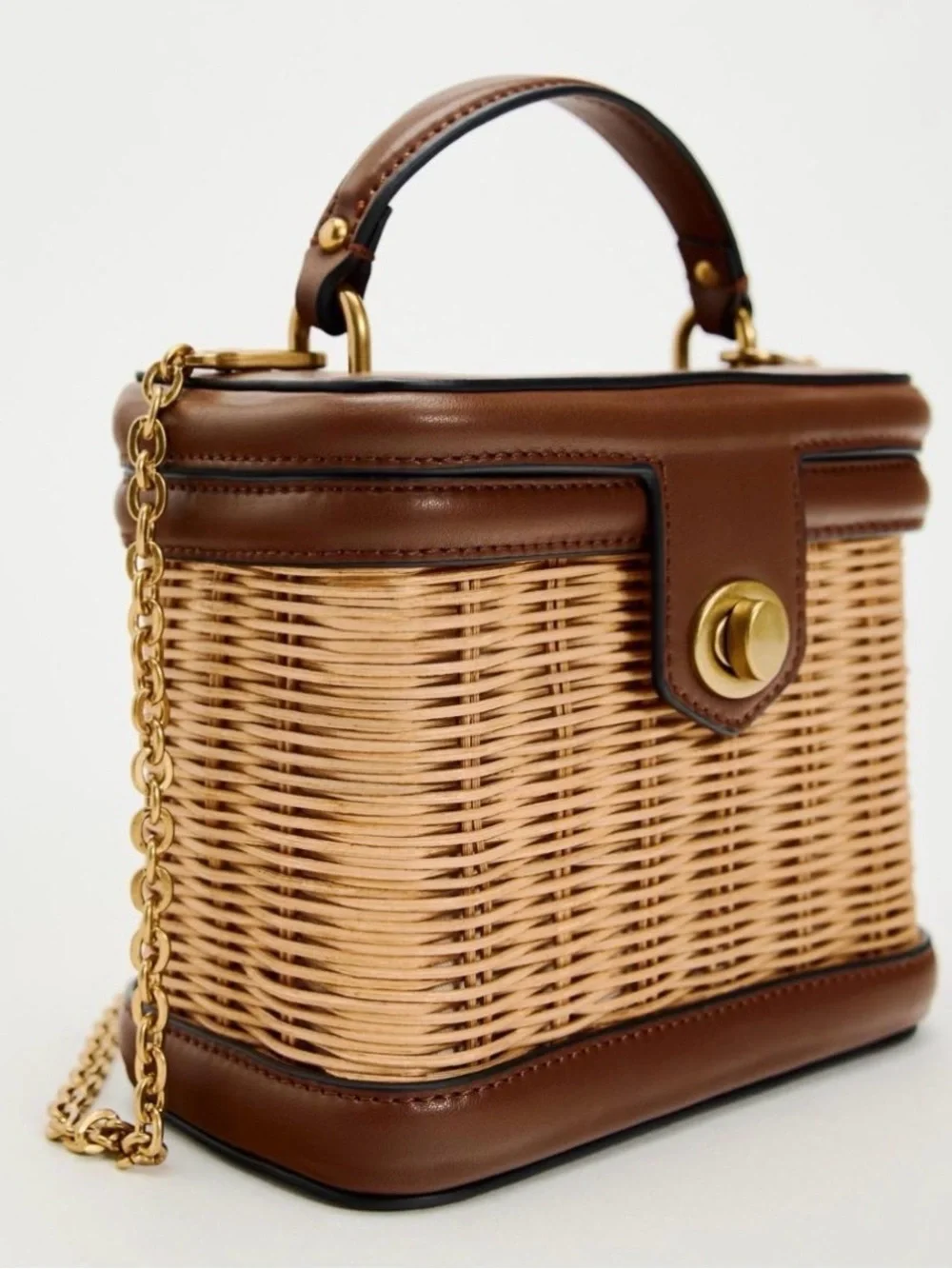Zara contrast basket bag New with defects